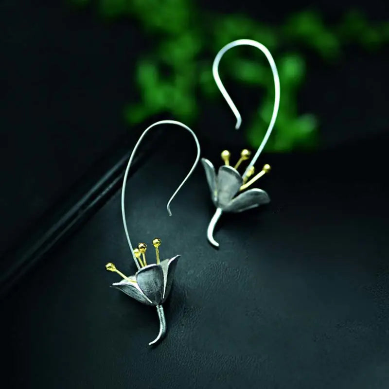 925 Sterling Silver Flower Earrings with Genuine Black Agate - Elegant Floral Design